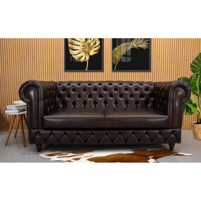 Sofá Chesterfield 2,30m com Capitonê Courino Café